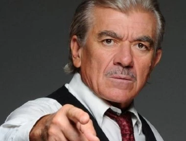 Γιώργος Γιαννόπουλος: «Πάω με μικρές όπως οι ποιητές- Με τη θεία μου θα πάω»;»